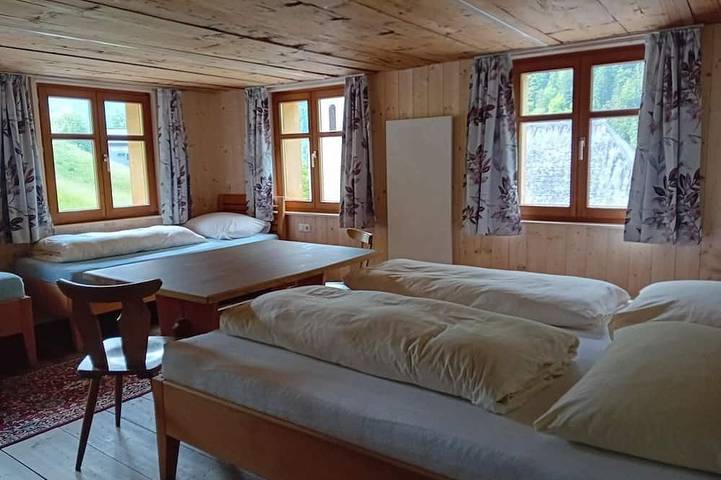 Ferienhaus für 22 Personen, mit Terrasse und Garten in Raggal - 3