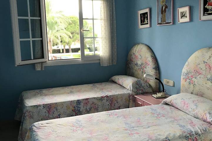 Gîte pour 6 personnes, avec balcon et piscine à Torreblanca - 3