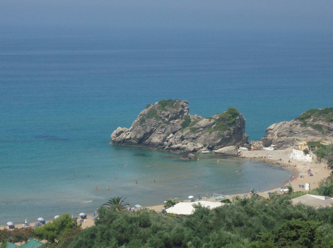 Apartamento entero, Apartamentos tipo estudio para vacaciones Kontogialos - Playa de Pelekas, Corfú in Pelekas, Corfú