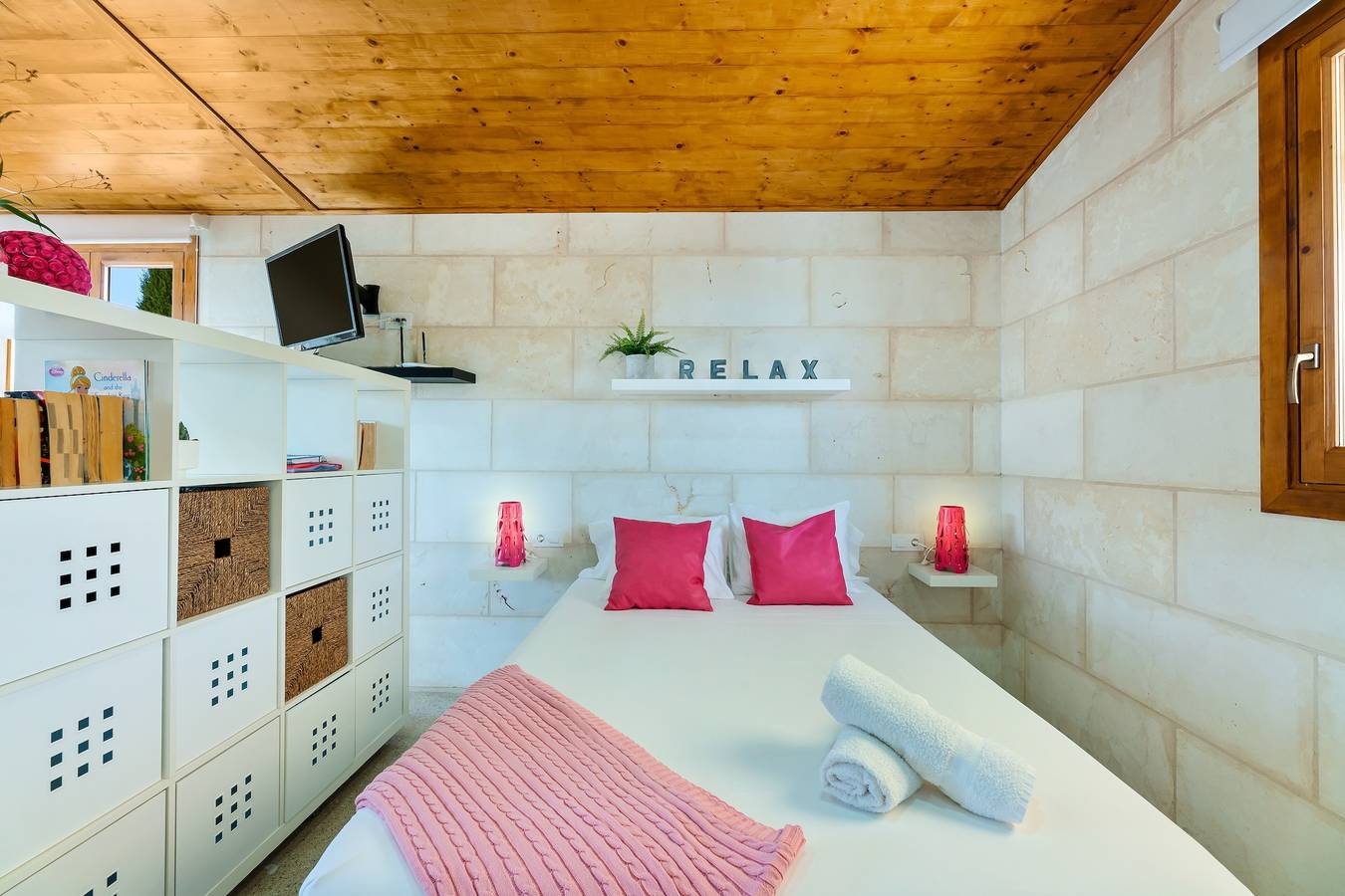 Vakantiehuis "Biniaco" met privé zwembad, 2 privé terrassen & Wi-Fi, foto 12