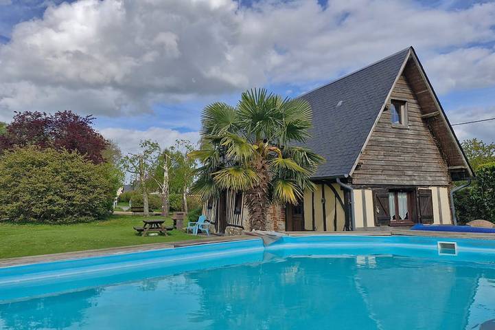 Maison de vacances pour 3 personnes, avec piscine et jardin à Fatouville-Grestain