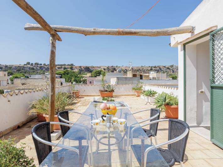 Ferienwohnung für 5 Personen, mit Balkon und Terrasse
