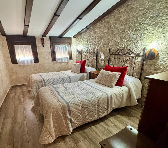 Casa rural para 2 personas, con piscina además de vistas y balcón en Provincia de Madrid - 3