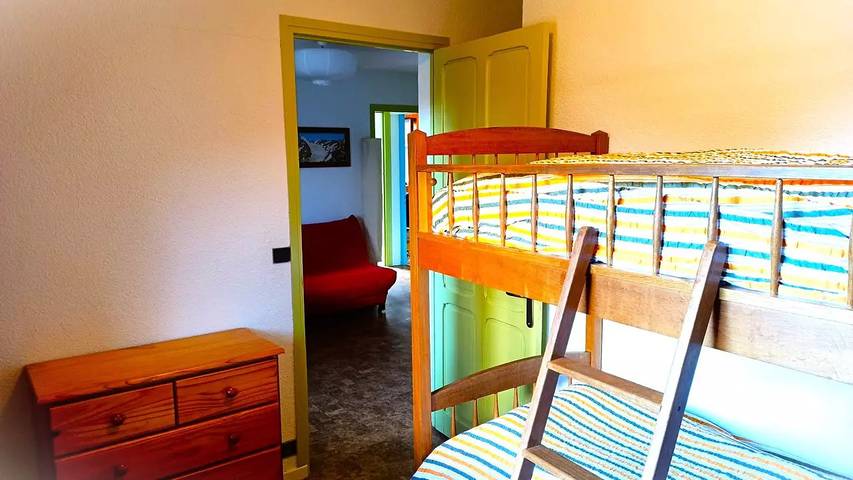 Ganze Wohnung, Schönes T3 Apartment in Landhaus für 6 Personen mit Balkon. in Vallouise-Pelvoux, Nationalpark Écrins