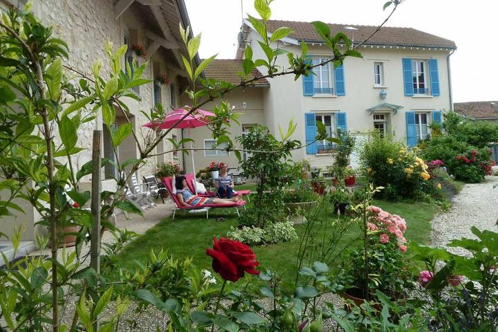 Cottage pour 3 personnes, avec jardin, animaux acceptés à Val-de-Vesle