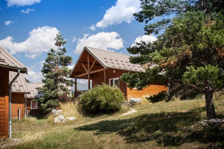 Location de vacances pour 6 personnes, avec piscine, animaux acceptés à Bramans