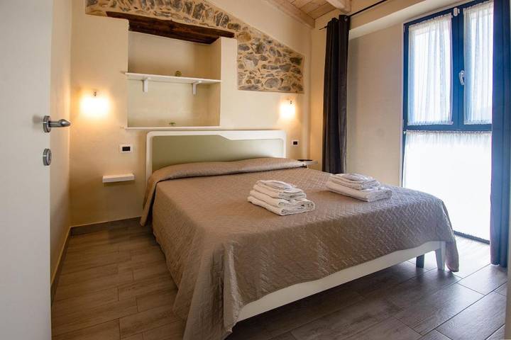 Location de vacances pour 4 personnes, avec terrasse et vue à Rocchetta Nervina - 4