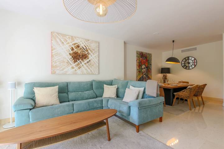 Apartamento de vacaciones para 6 personas, con Balcón y Jardín además de Piscina para niños y Sauna en Benahavís, Costa del Sol