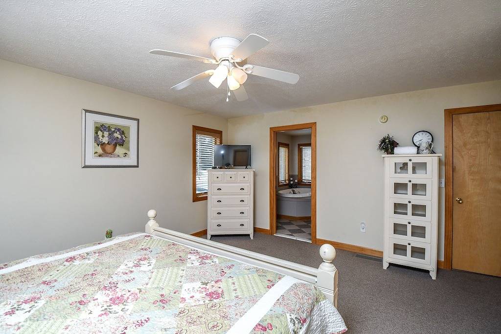 See- und Pistenblick nur wenige Minuten von Aktivitäten in der Umgebung entfernt! in McHenry, Deep Creek Lake