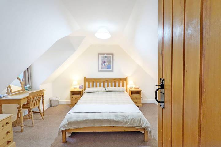 Vane Cottage - Lewes  -  a country house that sleeps 4 guests  in 2 bedrooms in Ringmer, East Sussex