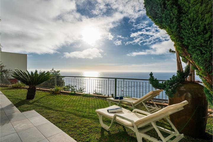 Villa für 6 Personen, mit Balkon und Terrasse sowie Garten auf Madeira
