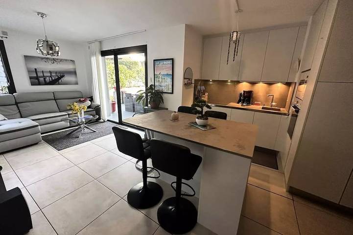 Gîte pour 2 personnes, avec balcon à Brison-Saint-Innocent