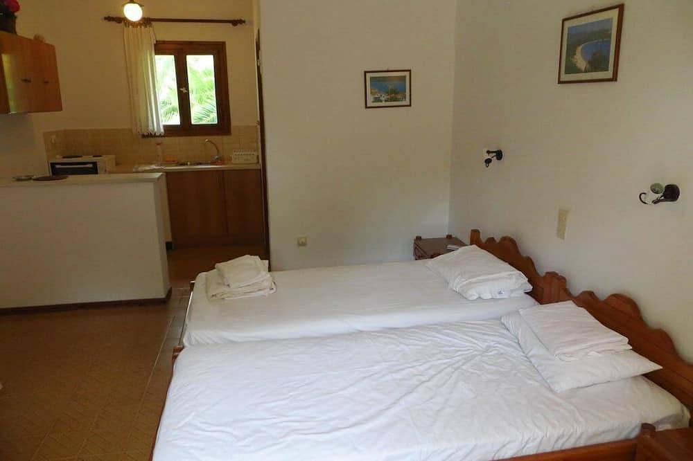 Skiathos, Trulos Beach Studios 500 Metres From The Beach. in Troulos, Sporades