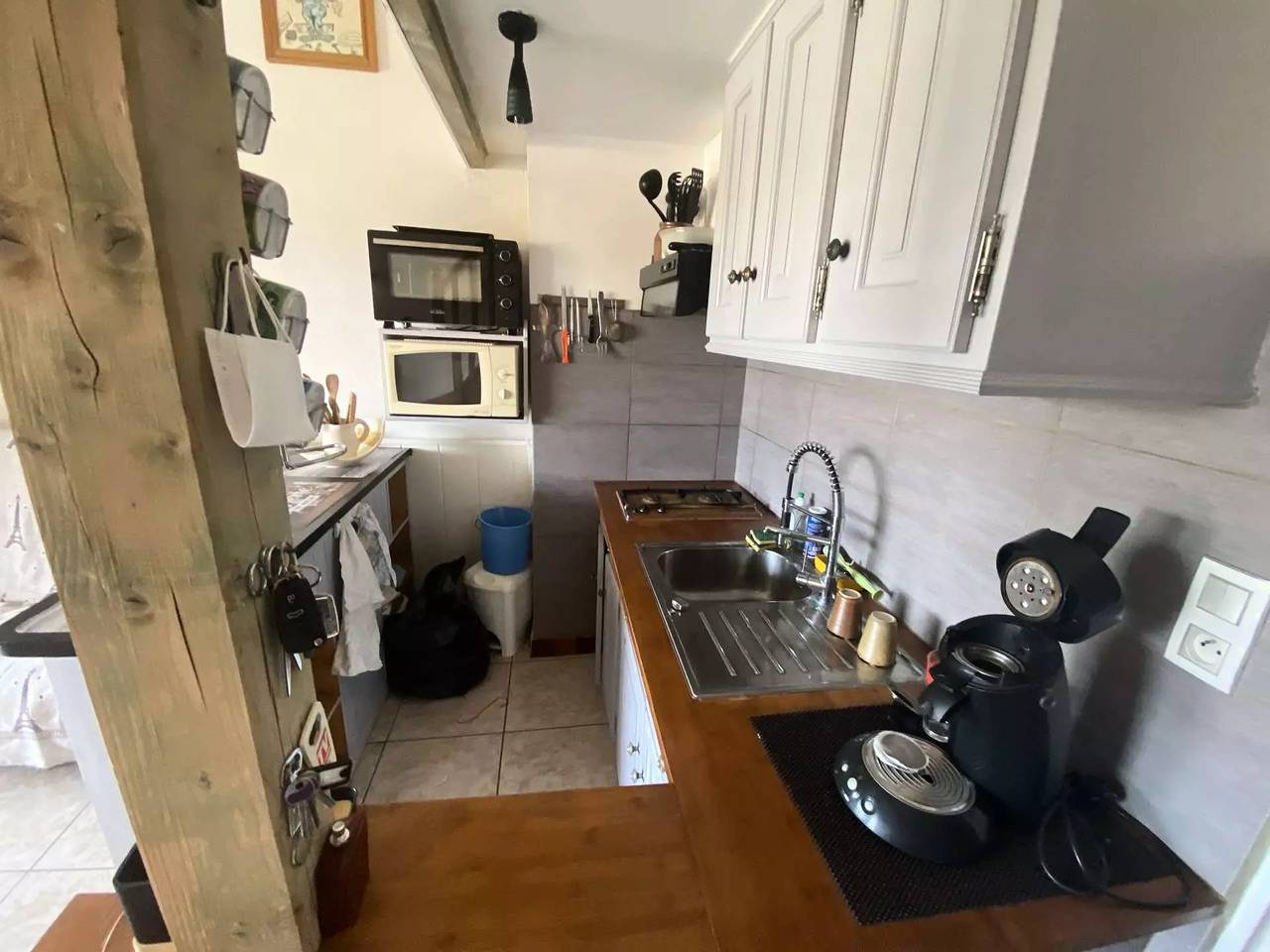 Appartement entier, Appartement 6 couchages accès mer à pied in Le Brusc, Six-Fours-les-Plages