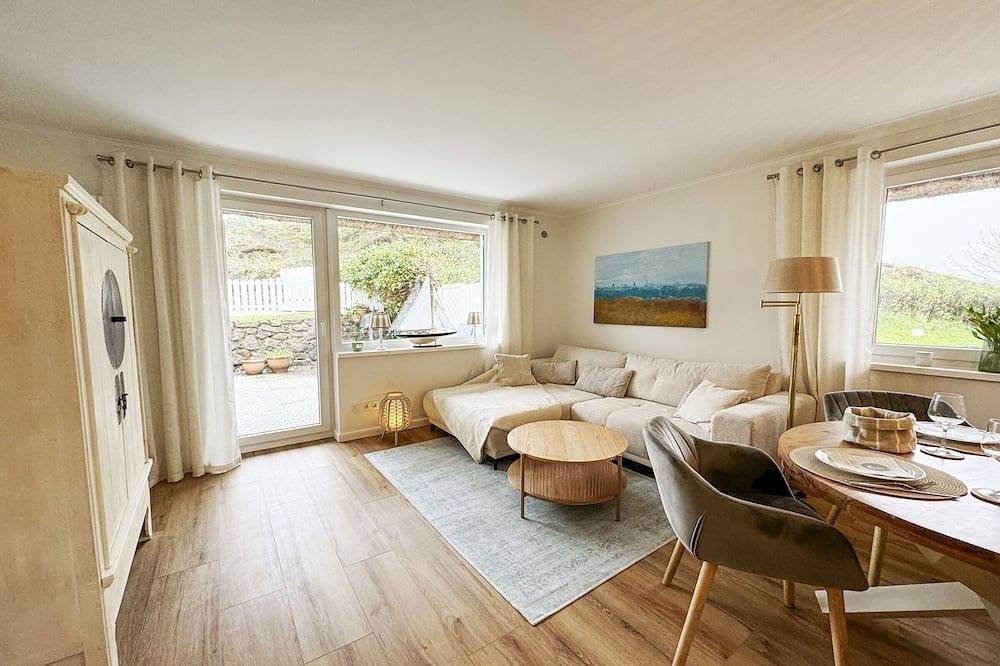 Ganze Wohnung, Haus Excelsior in Rantum – Komfortable Ferienwohnung mit Außenpool in Rantum, Sylt (Gemeinde)