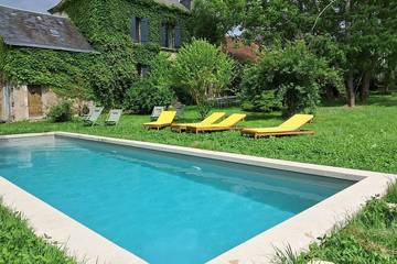 Gîte pour 8 personnes, avec jardin et piscine à Le Pêchereau