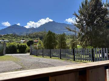 Tente pour 2 personnes, avec jardin et jacuzzi, animaux acceptés sur l' Île de la Réunion