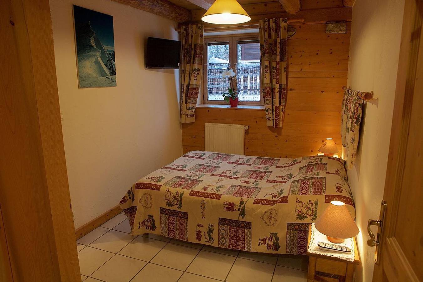 Bed and Breakfast 'La Ferme Du Mont Blanc - Gouter' con vistas a la montaña y Wi-Fi in Combloux, Pays du Mont-Blanc