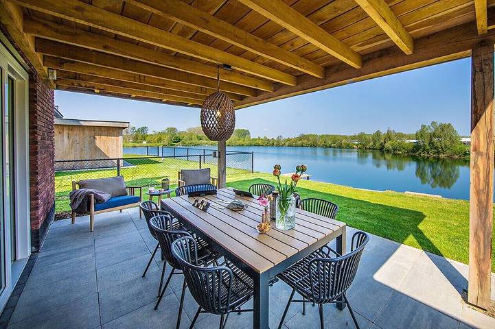 Ferienhaus für 8 Personen, mit Garten und Pool sowie Sauna