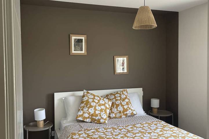 Location de vacances pour 8 personnes, avec terrasse et jardin à Alleins - 3