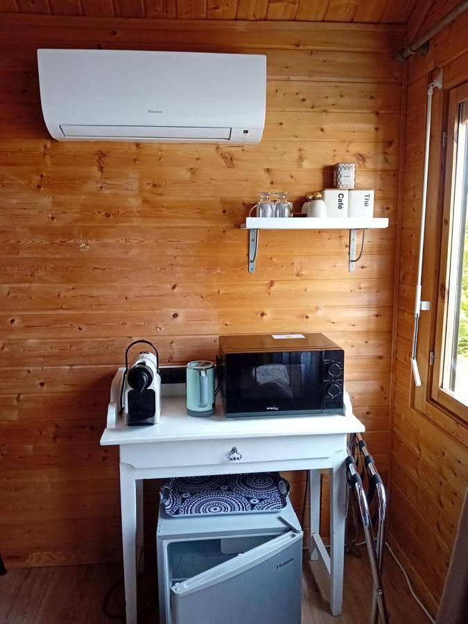 Chambre d’hôte pour 2 personnes, avec jardin ainsi que vue et terrasse dans le Cantal - 4