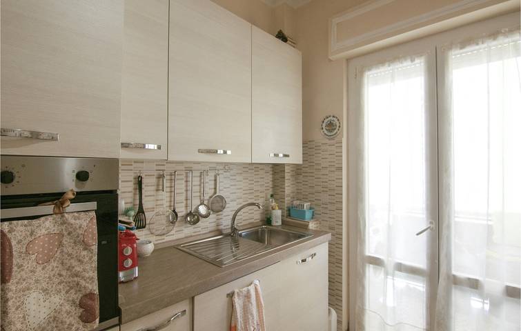Ganze Ferienwohnung, Charmante Pietrasanta Wohnung - 1km zum Stadtzentrum in Pietrasanta, Italienische Riviera
