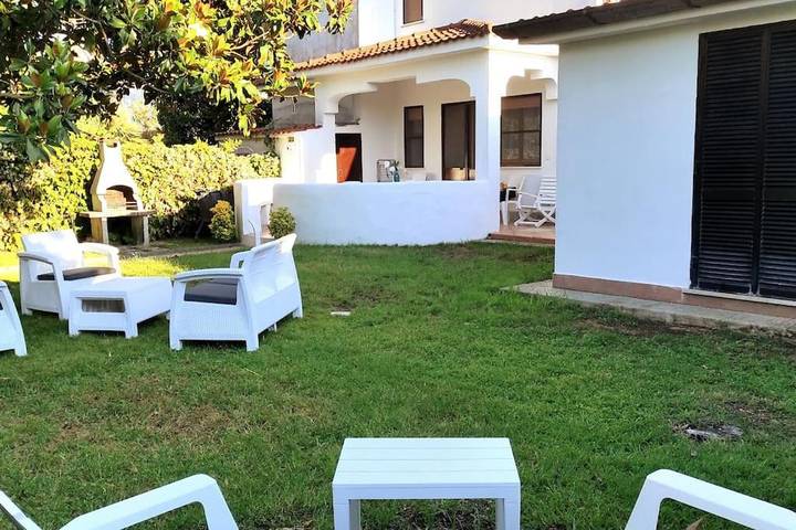 Villa per 12 persone, con Balcone e Terrazza nonché Giardino e Panorama a San Felice Circeo