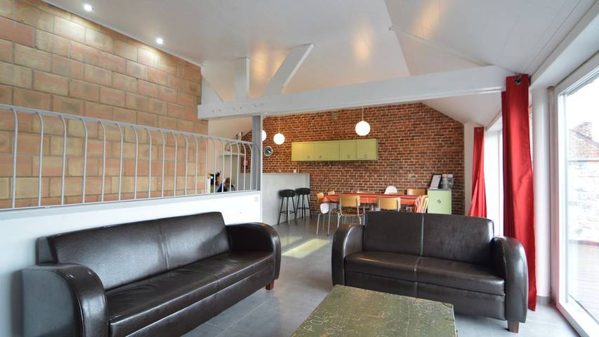 Location de vacances pour 6 personnes, avec sauna ainsi que terrasse et jardin à Clavier