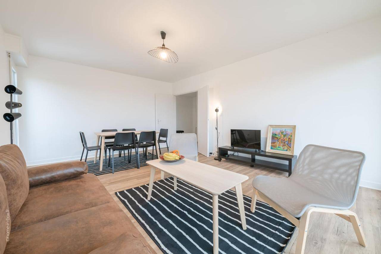 Appartement entier, Two-Bedroom Apartment in Saint-Michel-sur-Orge, Essonne