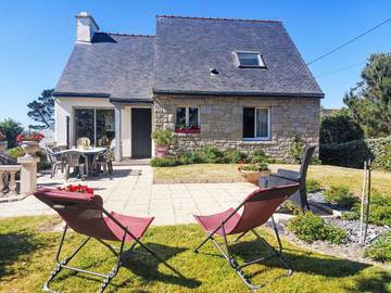 Gîte pour 6 personnes, avec terrasse et jardin dans Plage du Royau