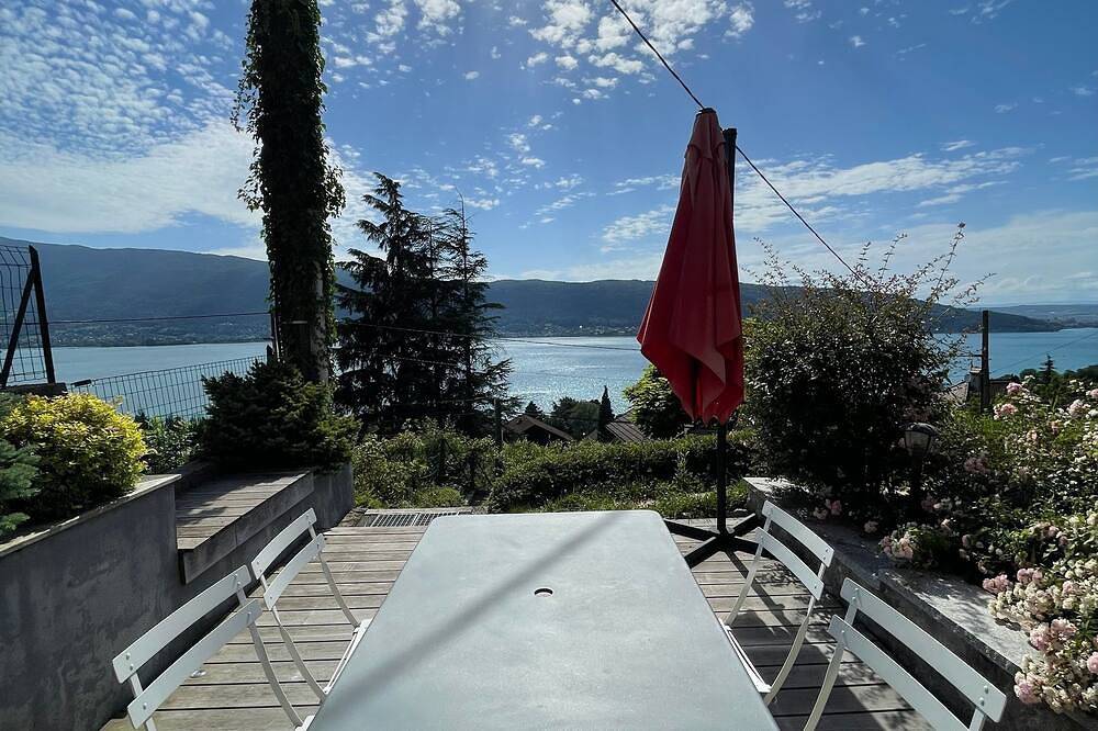 Cottage Bellevue - Duplex Vue Lac in Veyrier-du-Lac, Annecy region