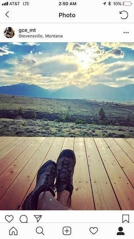 Ganze Wohnung, Rustikales modernes kleines Haus mit 270 Grad Blick auf das Bitterroot Valley in Ravalli County