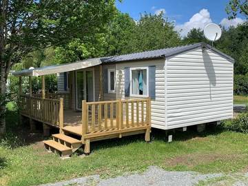 Mobil home pour 6 personnes, avec bassin pour enfant et piscine à Thiviers