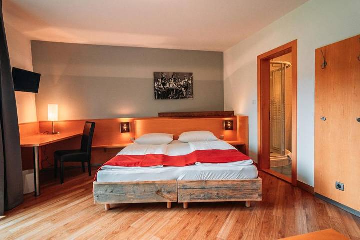 Ferienhaus für 2 Personen, mit Garten und Ausblick sowie Terrasse in Höfen - 3