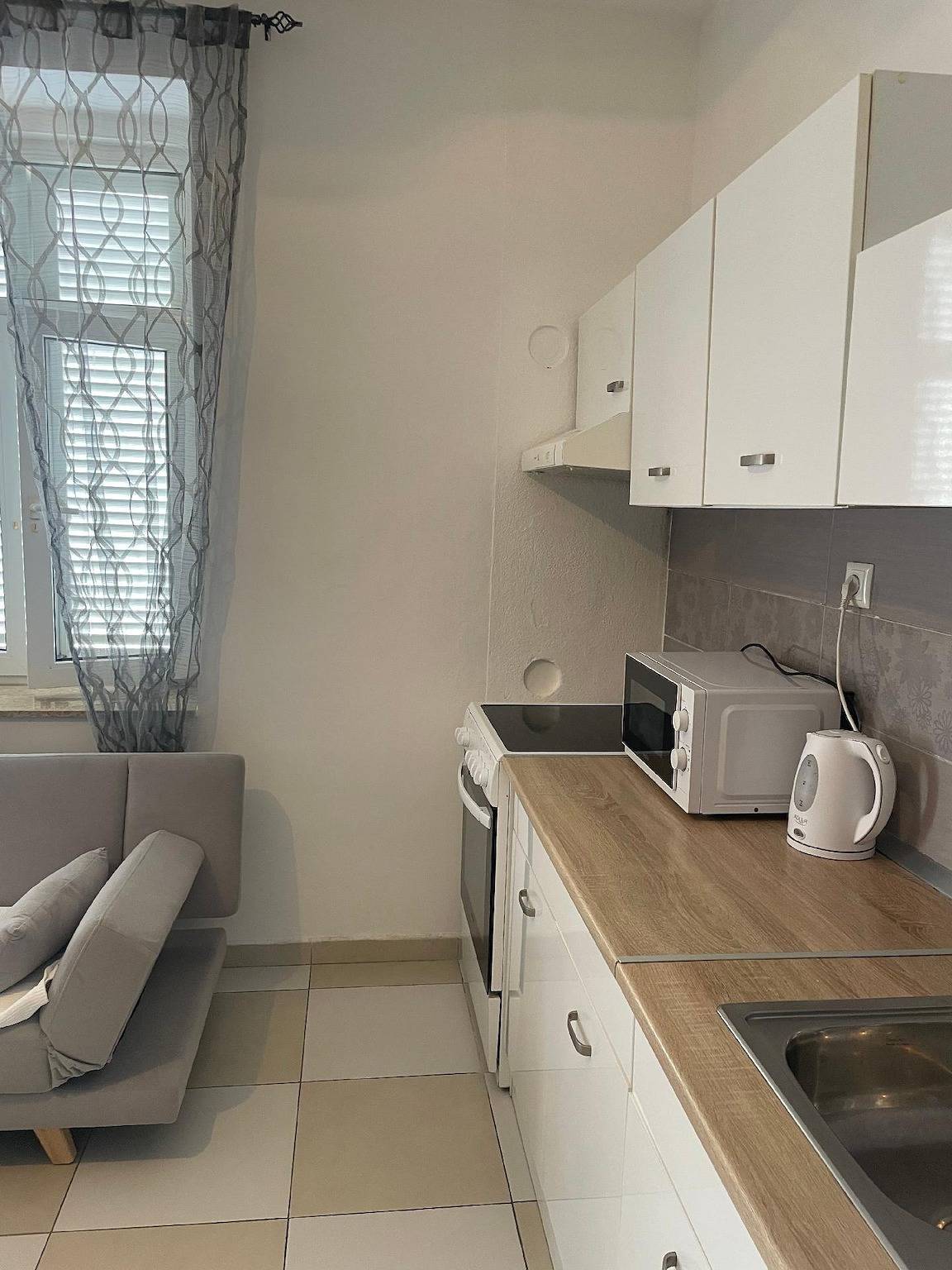 Appartamento intero, Appartamento vacanza per 5 Persone ca. 80 qm in Lopar, Golfo del Quarnero (Rab) in Loparo, Rab