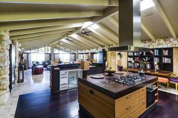 Holiday Home for 10 People in Trinity Beach, Cairns, Photo 3