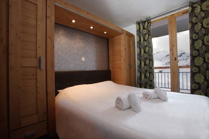 Gîte pour 4 personnes, avec balcon ainsi que sauna et piscine dans Arc 2000 - 4