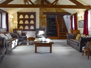 Holiday Rental for 10 People in Warkworth, Northamptonshire, Photo 1