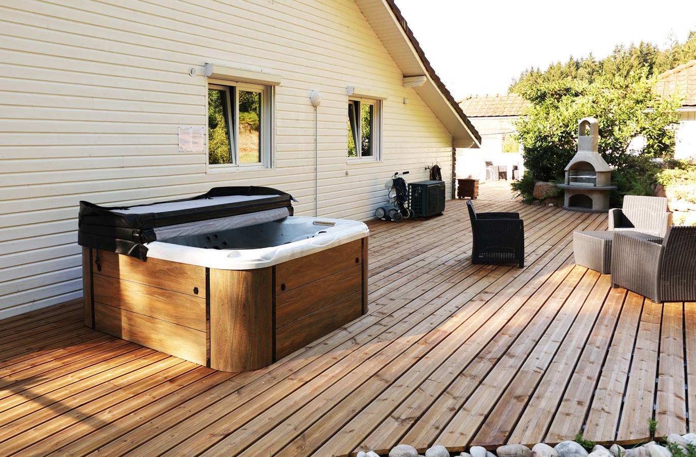 Le Chalet Blanc Gérardmer - jacuzzi / piscine d'été in Gérardmer, Parc naturel régional des Ballons des Vosges