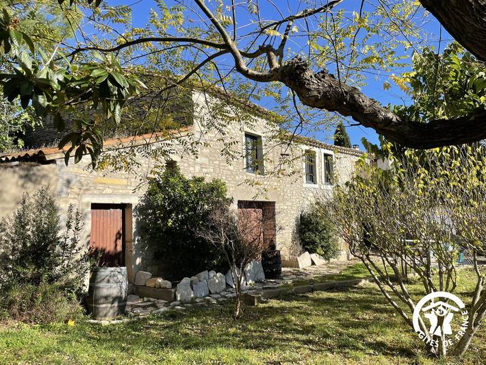 Gîte pour 6 personnes, avec Jardin