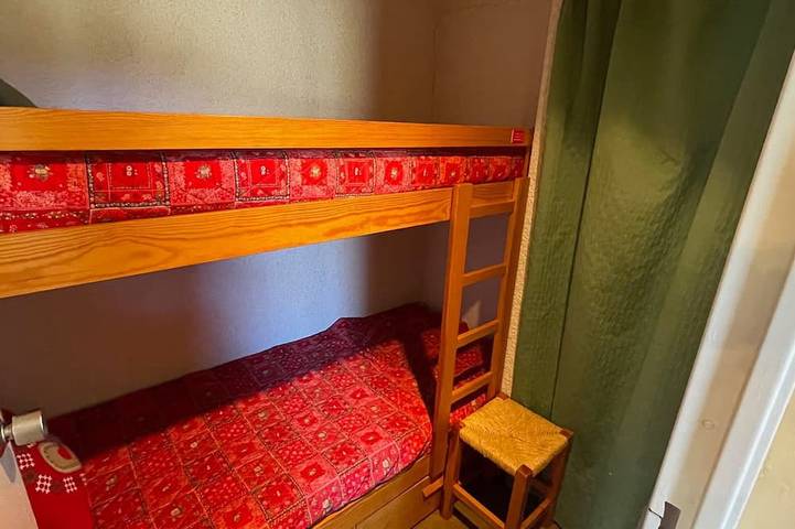 Ganze Wohnung, Studio in Sauze mit Balkon und Garage in Le Sauze, Enchastrayes