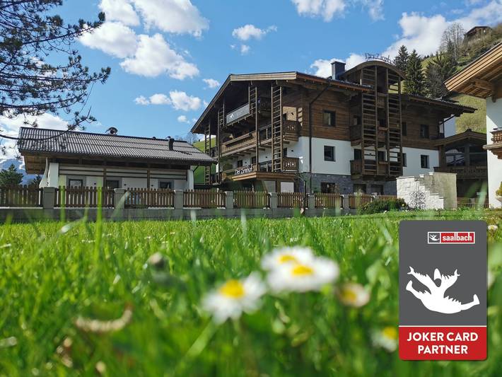 Ferienwohnung für 6 Personen, mit Balkon und Garten in Saalbach