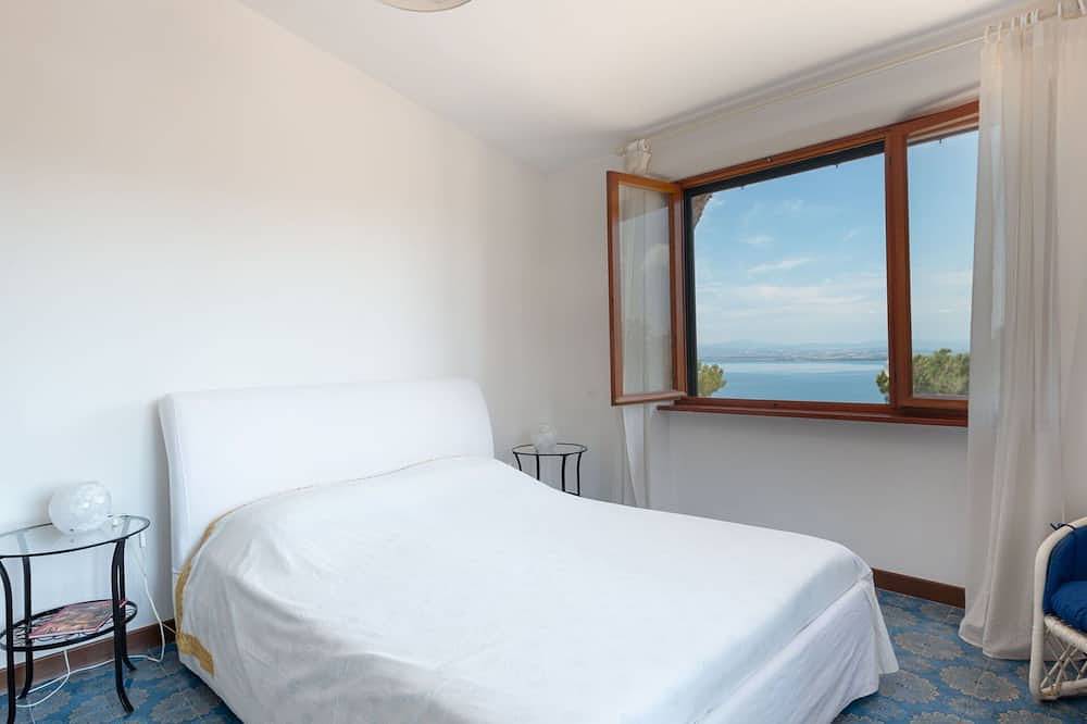 Preciosa casa de vacaciones  para 8 personas con piscina, Wifi, Tv y terraza in Porto Santo Stefano, Monte Argentario