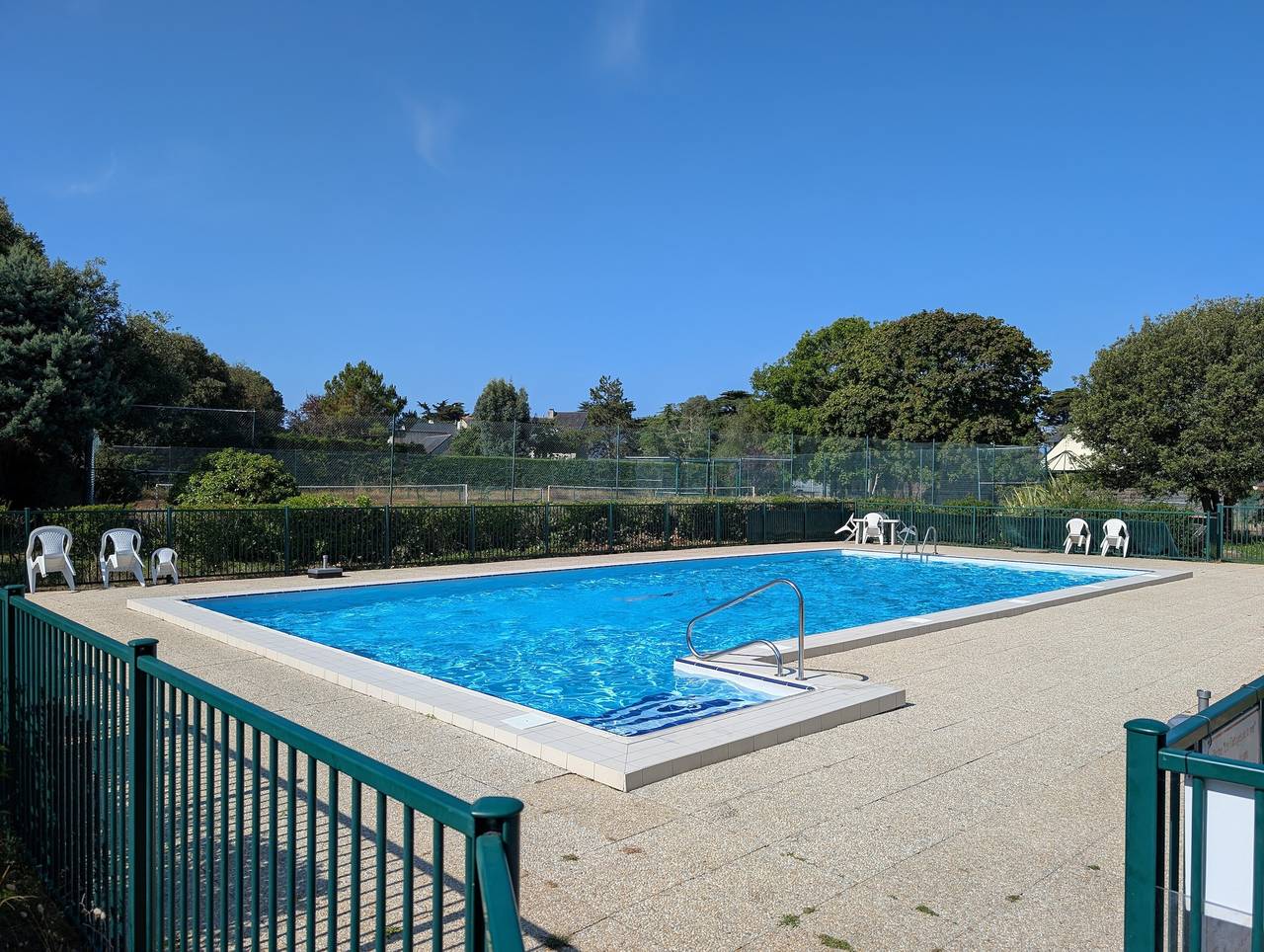 Maisonnette Ty Dacoli con piscina compartida y playa a 2 min a pie in Le Pouliguen, Côte de Jade