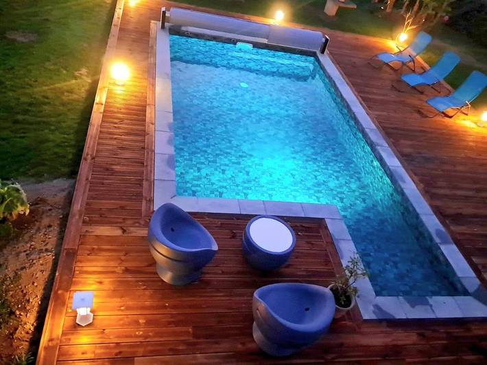 Chambre d’hôte pour 2 personnes, avec piscine ainsi que vue et jardin