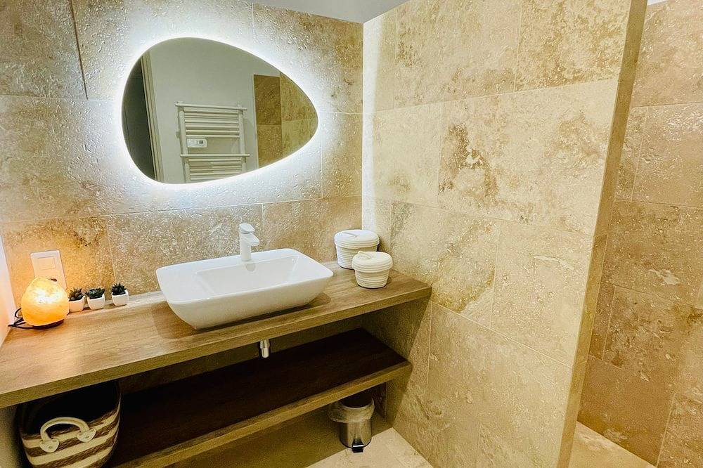 Van Gogh en Provence in Saint-Martin-de-Crau, Arles region