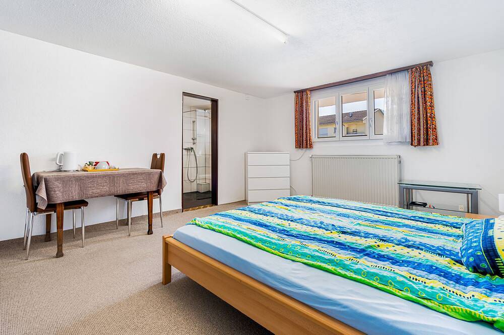 Charming bed & breakfast in delightful Badalona with Ac, Wifi in Badalona, Barcelonès