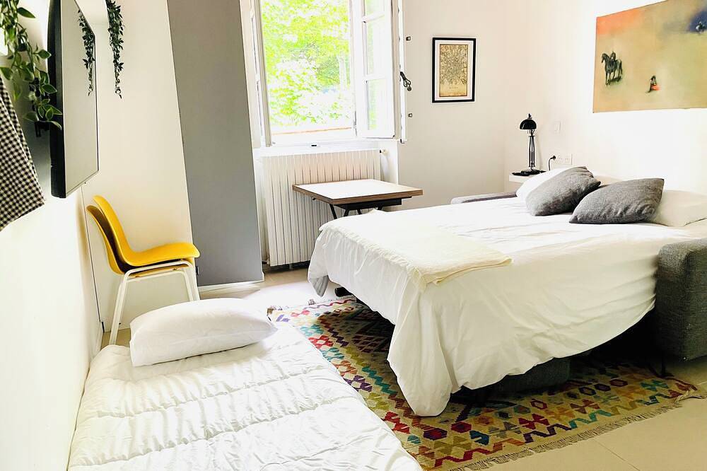 Appartement entier, Calme et vue sur parc · Studio #6 — Casa Londono in Marly-le-Roi, Yvelines