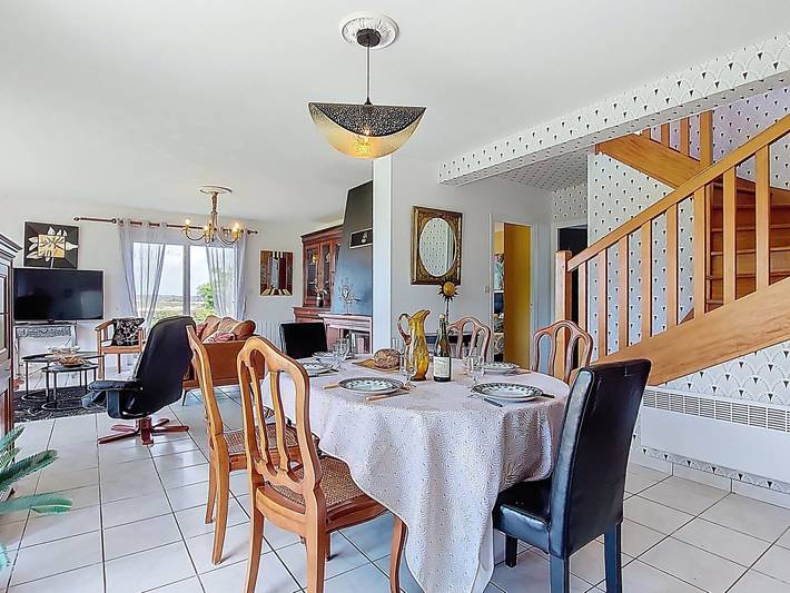 Location de vacances pour 8 personnes, avec terrasse et jardin à Sibiril - 4