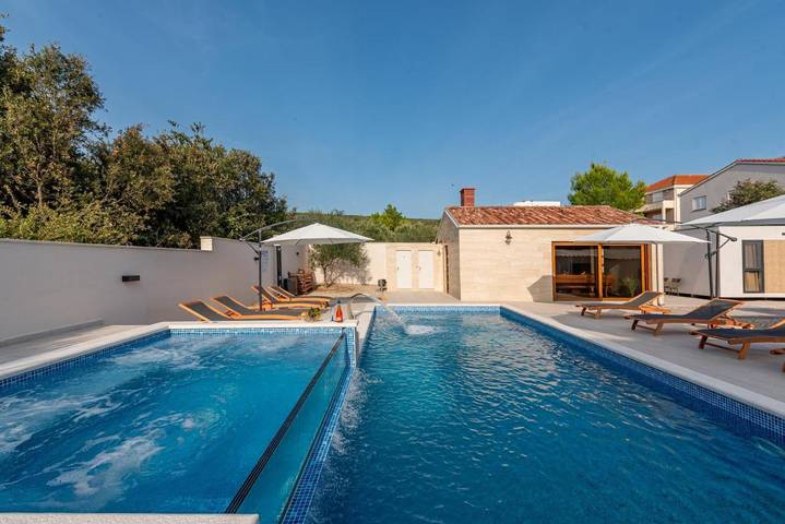 Camping pour 4 personnes, avec piscine et jardin en Dalmatie - 4